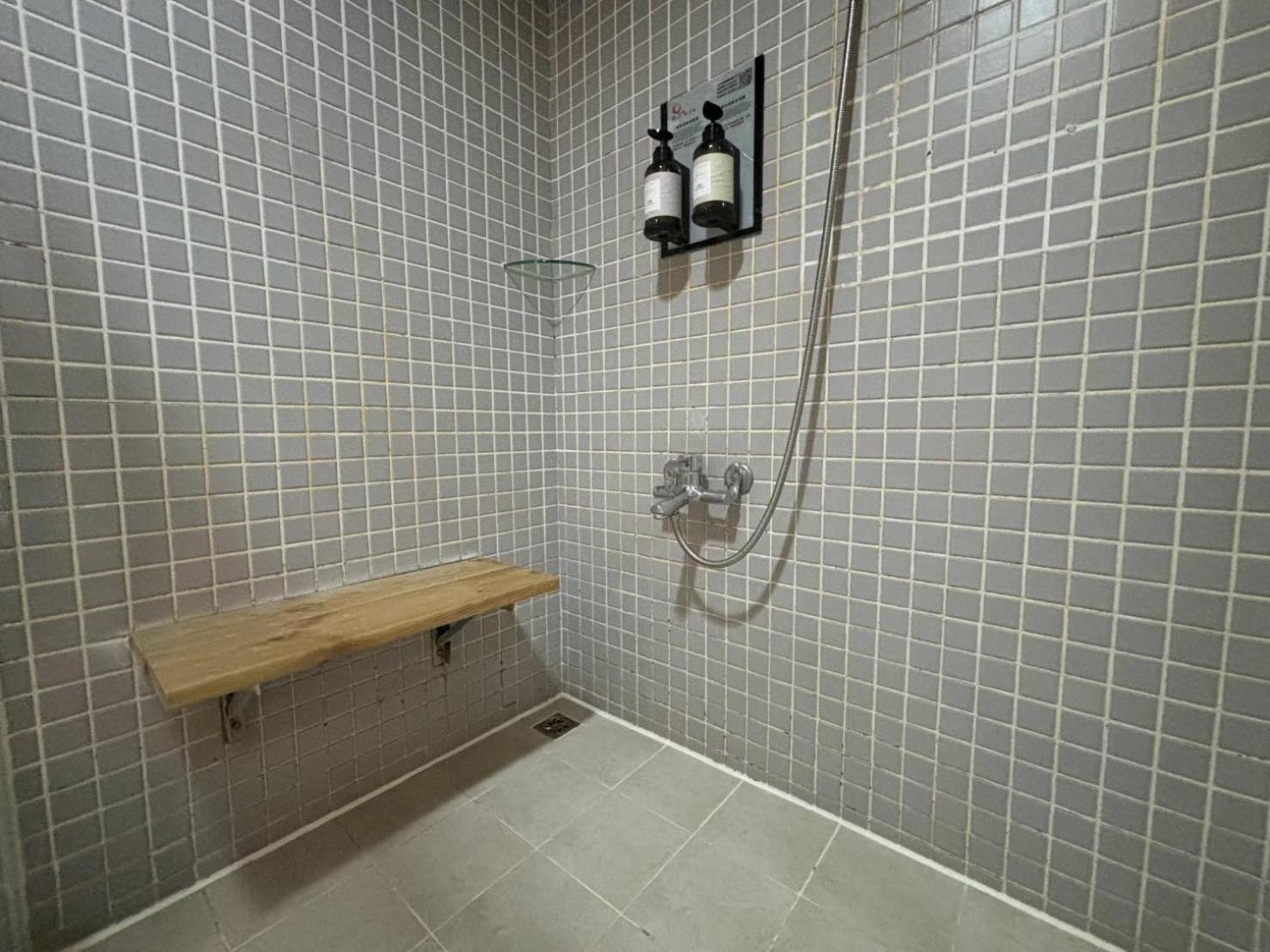 Hua Xiang Motel - Da Chang Kaohsiung Zewnętrze zdjęcie