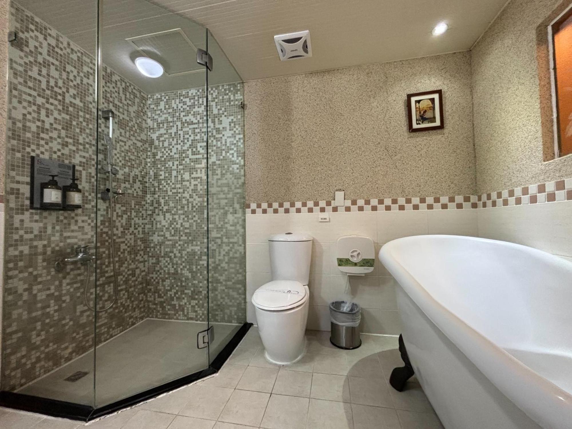 Hua Xiang Motel - Da Chang Kaohsiung Zewnętrze zdjęcie