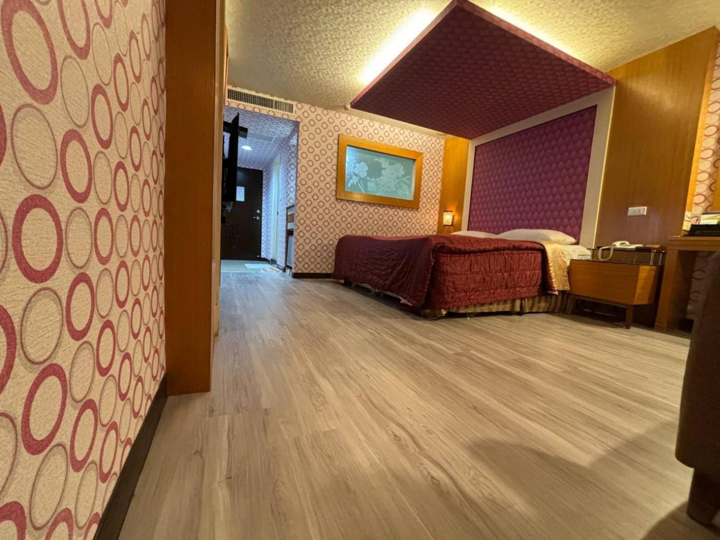 Hua Xiang Motel - Da Chang Kaohsiung Zewnętrze zdjęcie